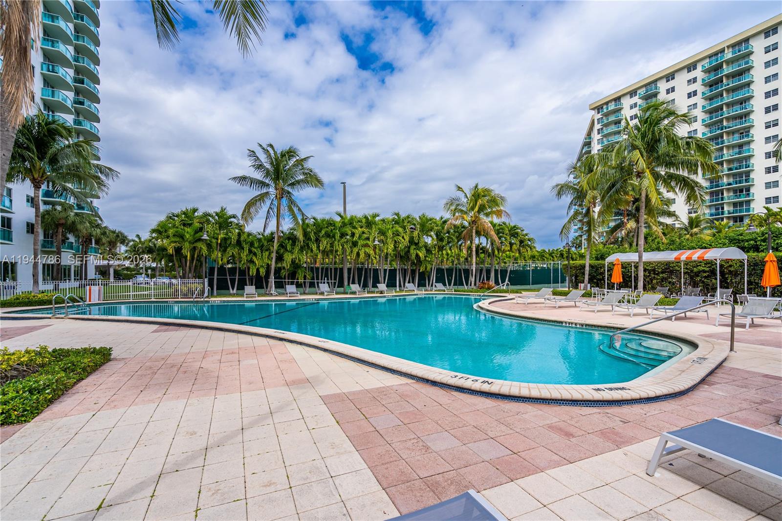 19380 Collins Ave #307 Sunny Isles Beach, FL 33160