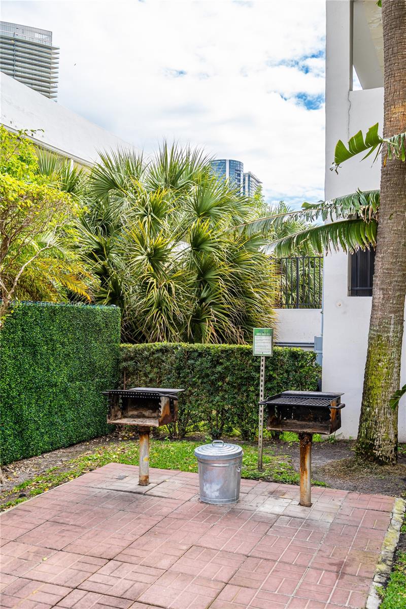 19380 Collins Ave #307 Sunny Isles Beach, FL 33160