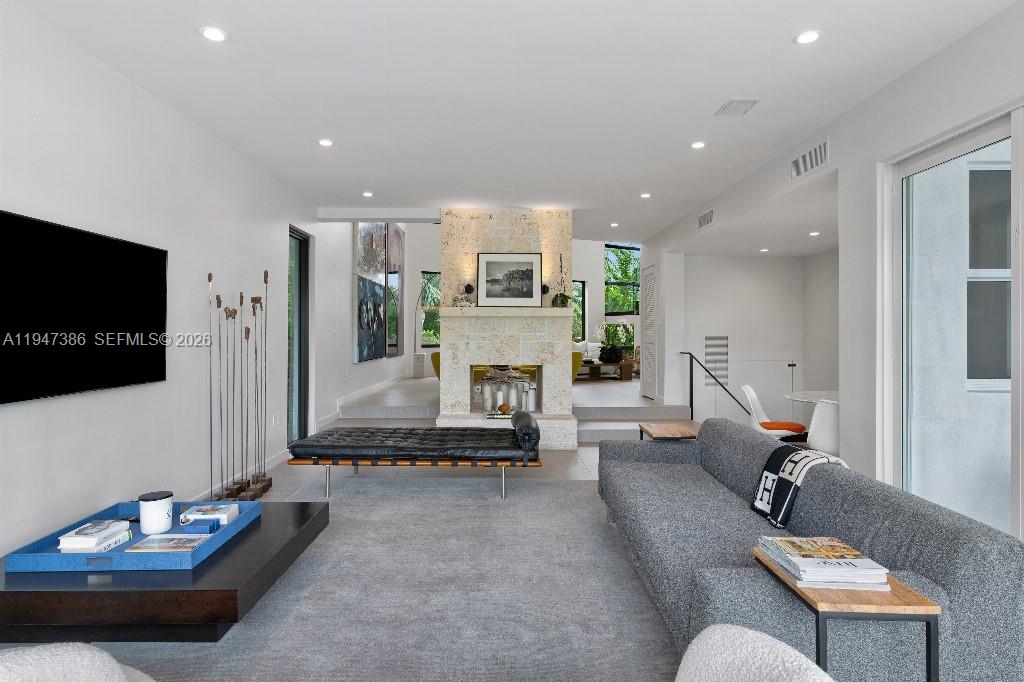 325 Campana Ave Coral Gables, FL 33156