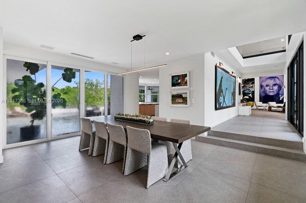 325 Campana Ave Coral Gables, FL 33156