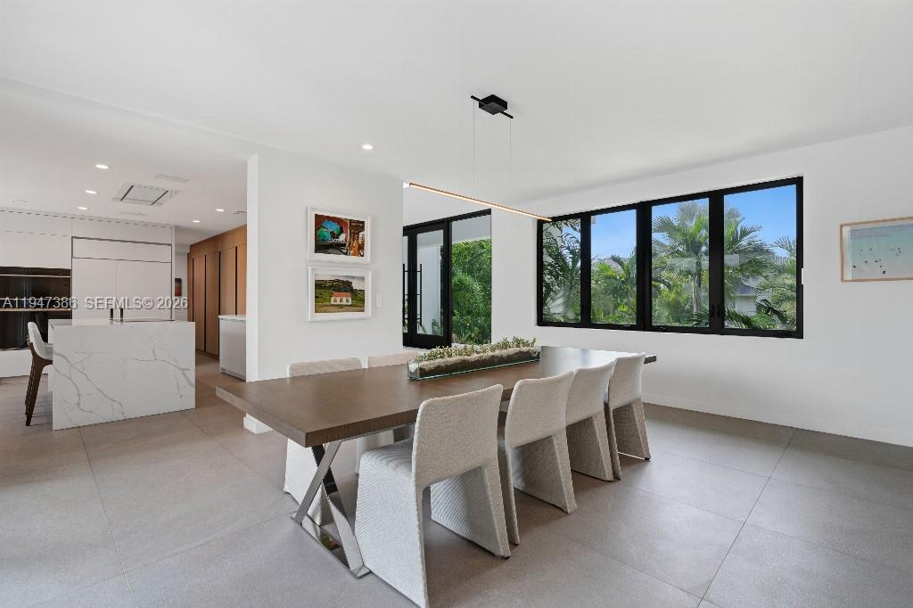 325 Campana Ave Coral Gables, FL 33156