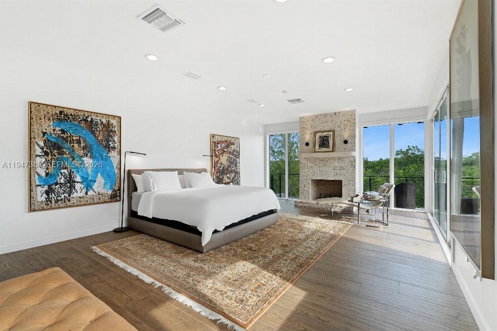 325 Campana Ave Coral Gables, FL 33156