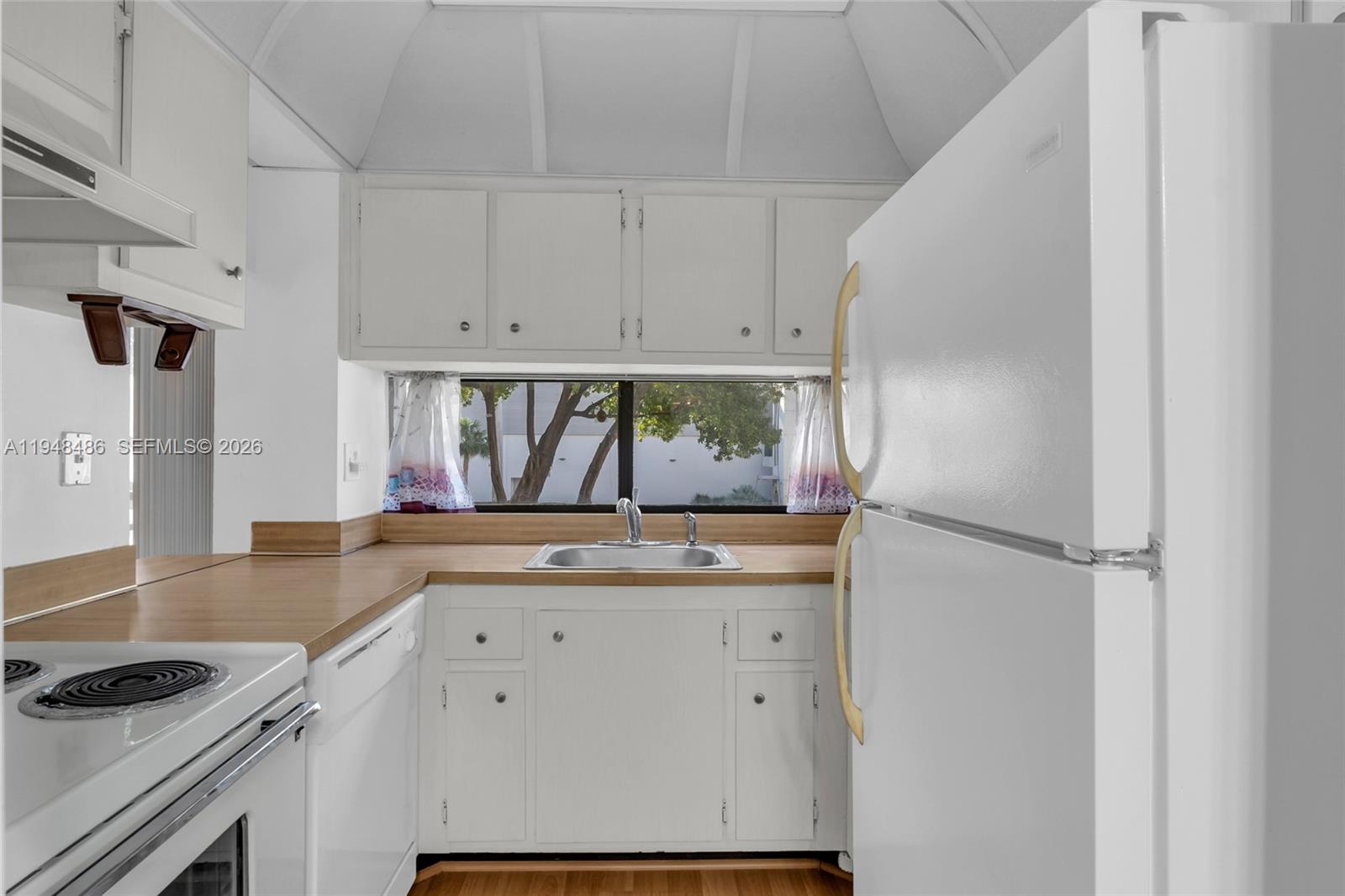 16909 N Bay Rd #217 Sunny Isles Beach, FL 33160