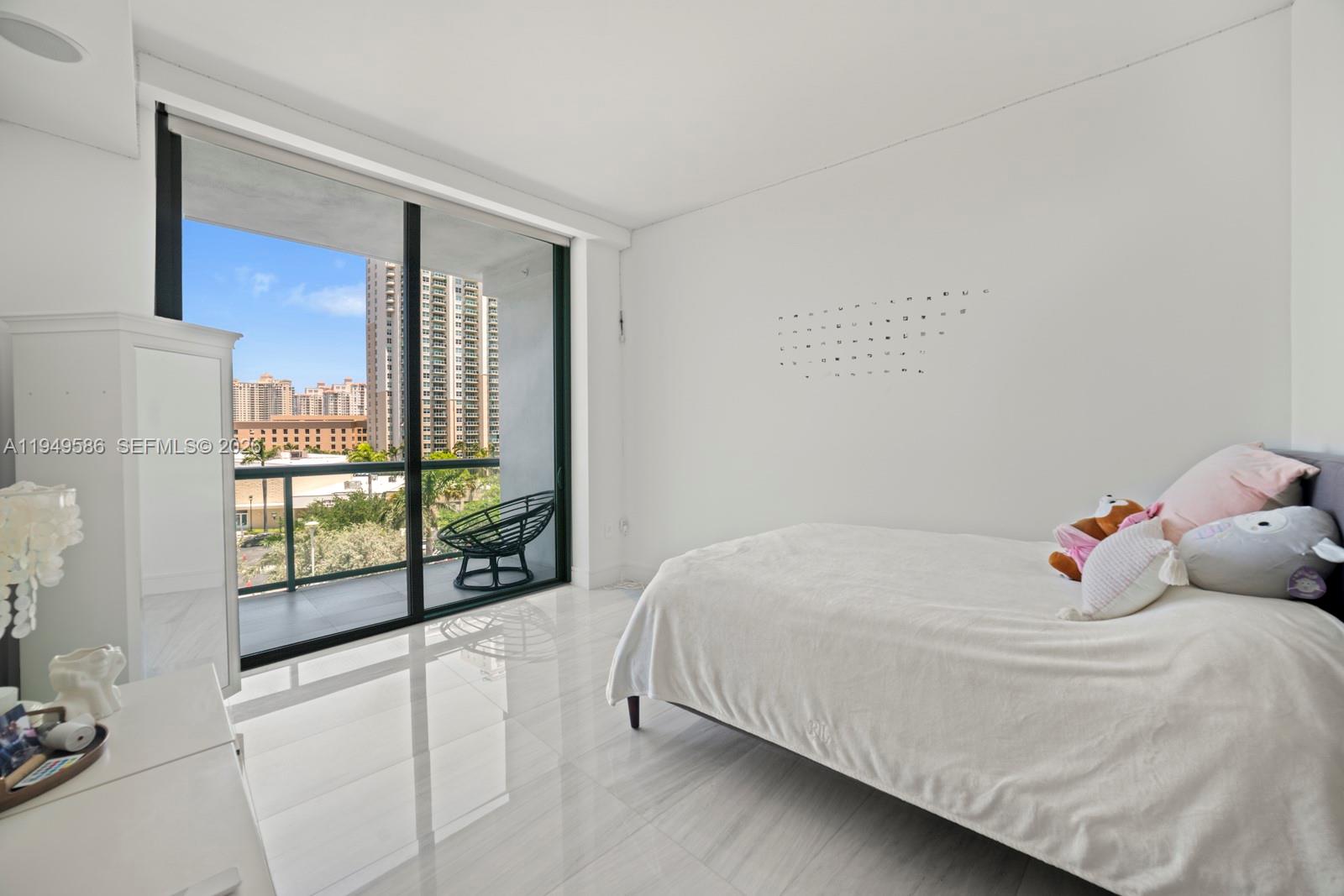 image Echo Aventura23