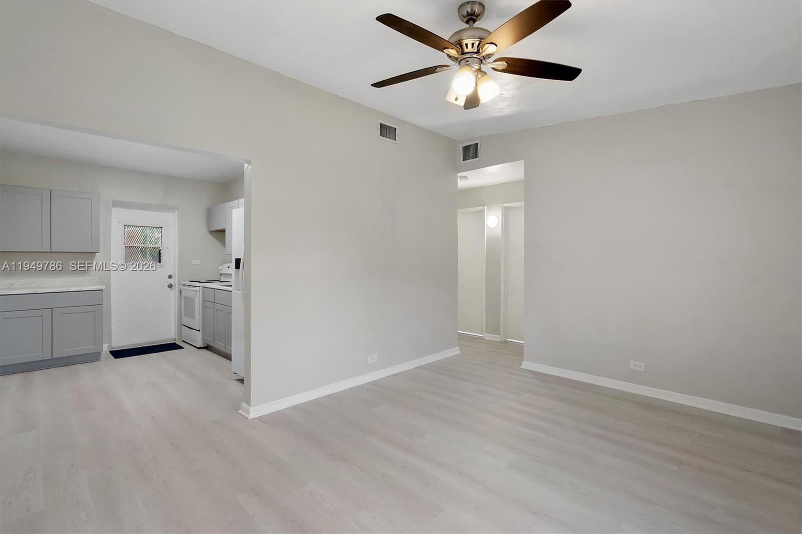 2201 NW 166th St Miami Gardens, FL 33054