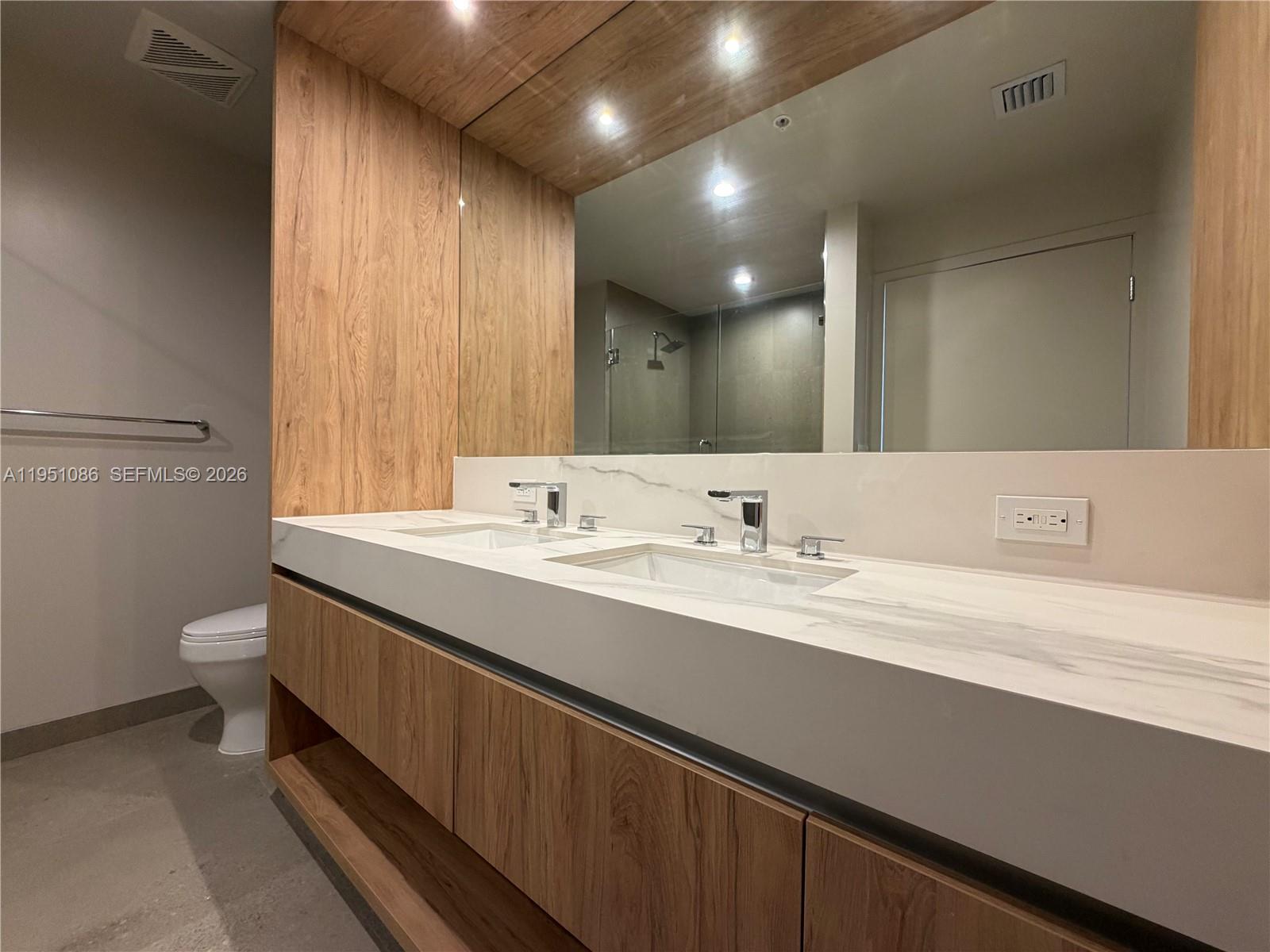 image The Crosby Miami Worldcenter7