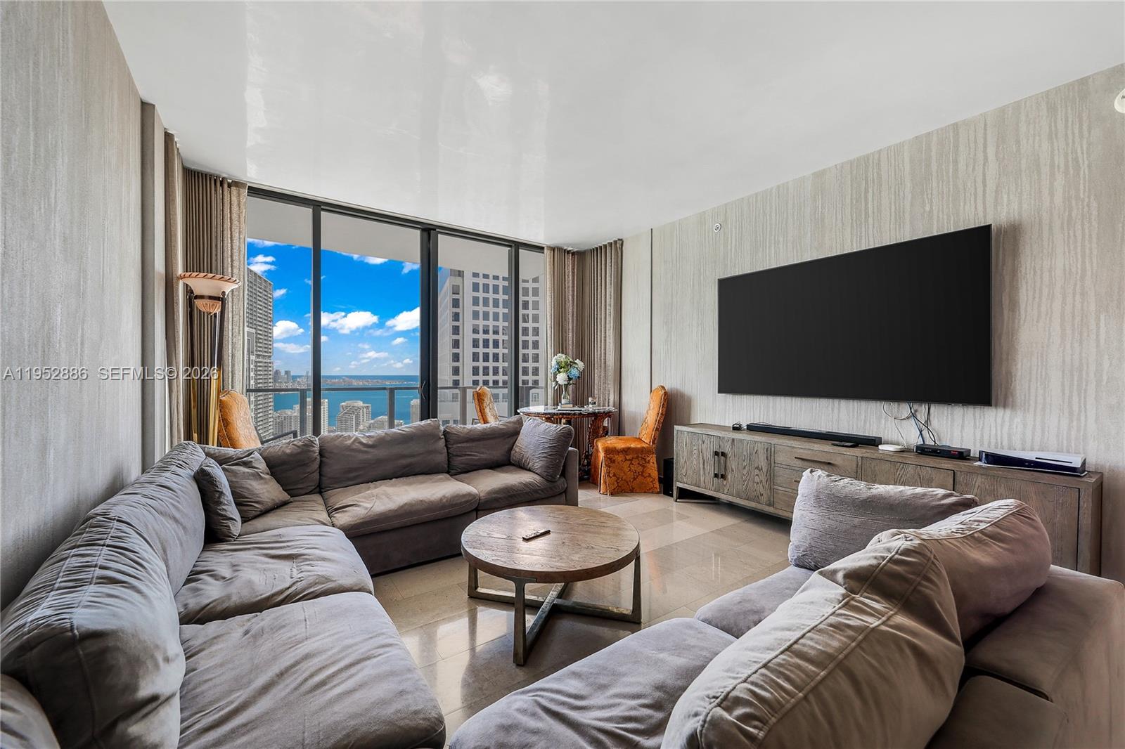 image Reach Brickell City Centre3