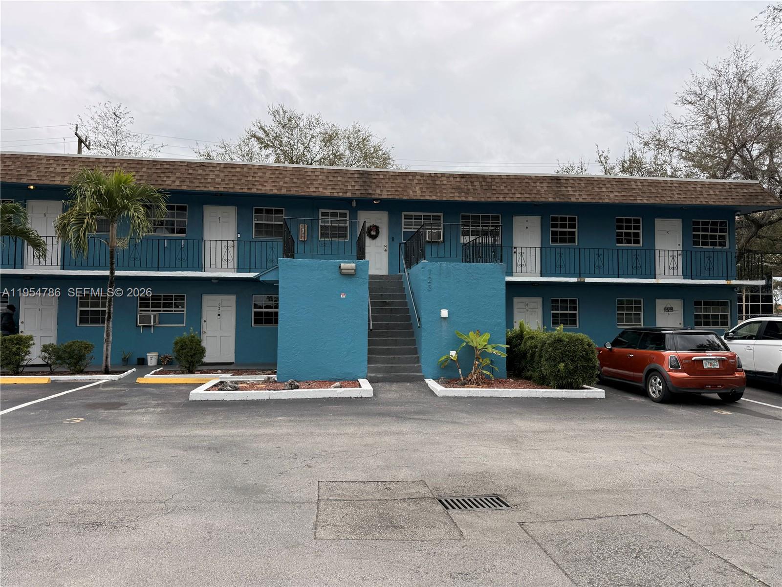 123 N 61st Ave #6 Hollywood, FL 33024