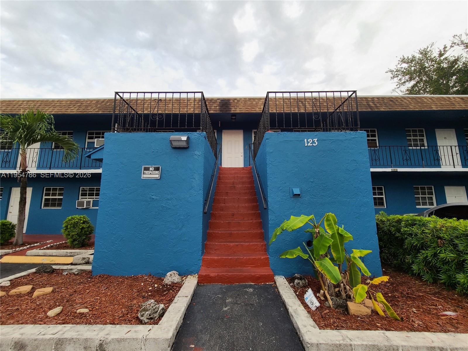 123 N 61st Ave #6 Hollywood, FL 33024