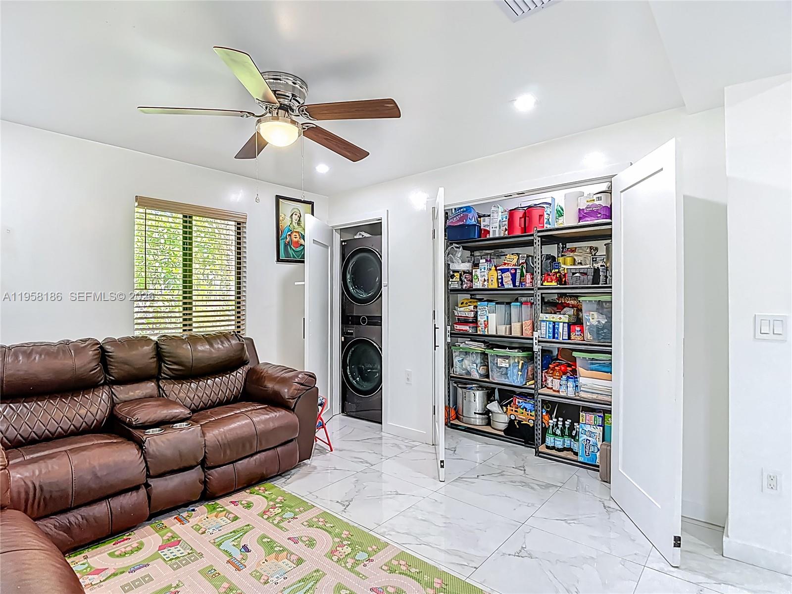 10045 SW 172nd St Miami, FL 33157