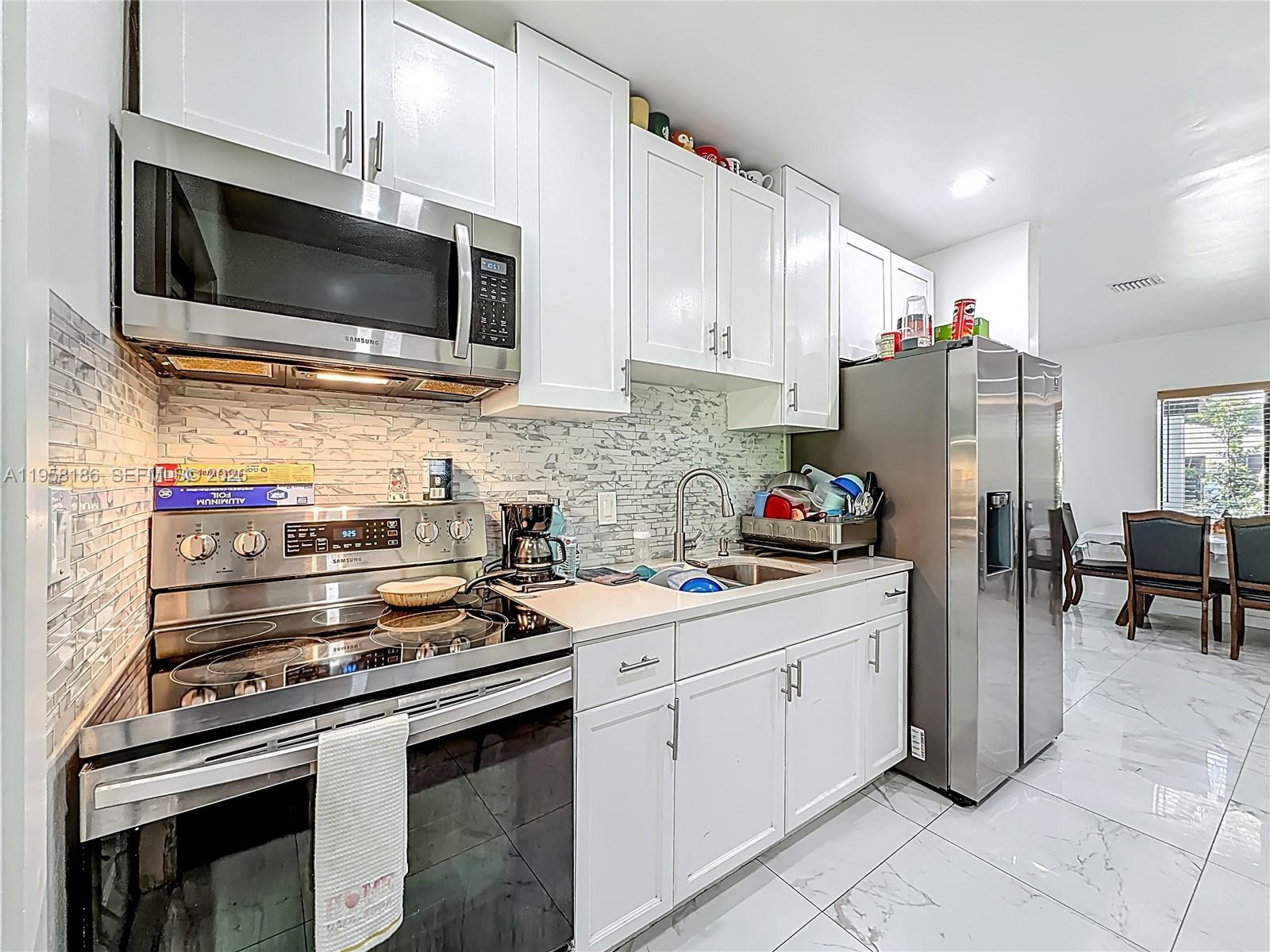 10045 SW 172nd St Miami, FL 33157