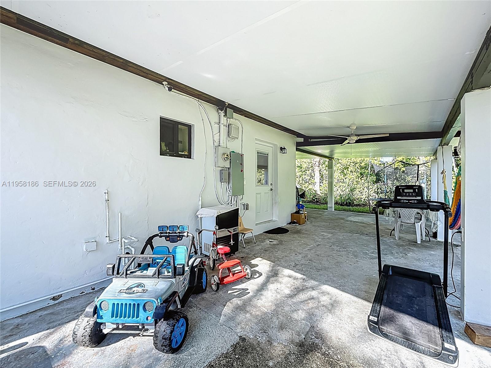 10045 SW 172nd St Miami, FL 33157