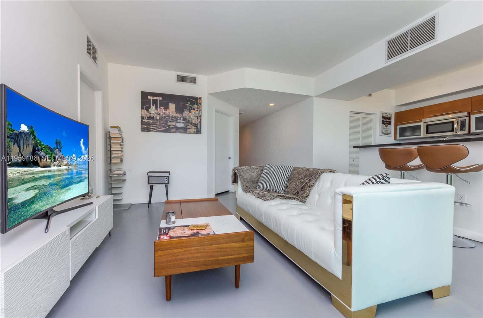 image Vizcayne North2