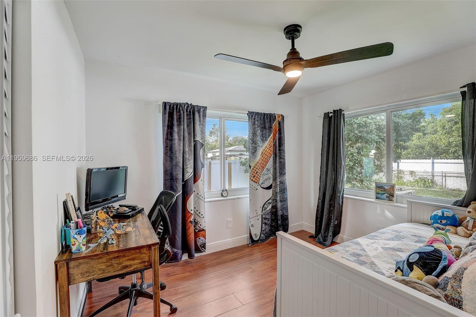 14530 Garden Dr Miami, FL 33168