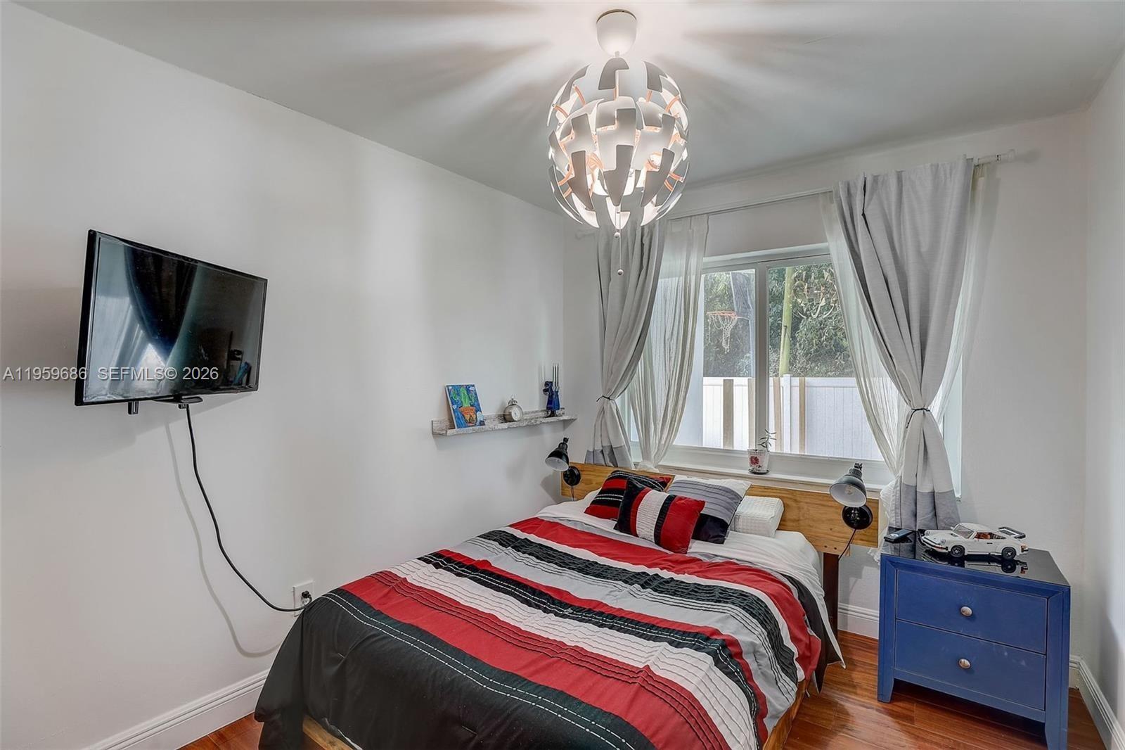 14530 Garden Dr Miami, FL 33168