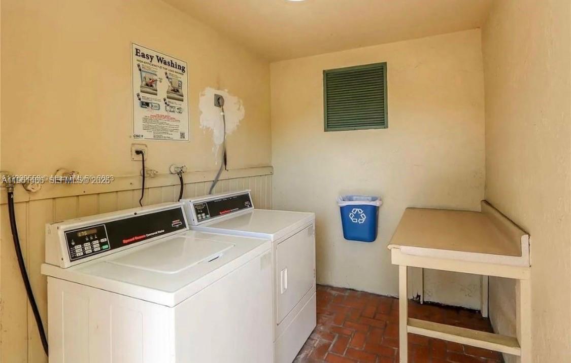 9405 W Flagler St #D403 Miami, FL 33174