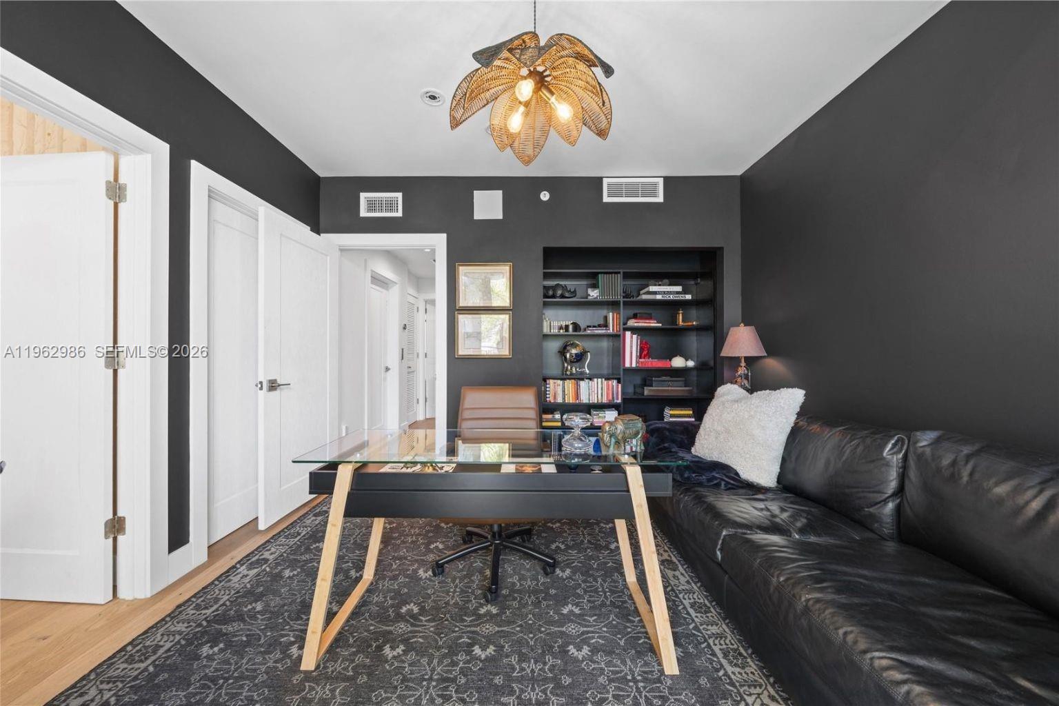 95 N Shore Dr Miami Beach, FL 33141