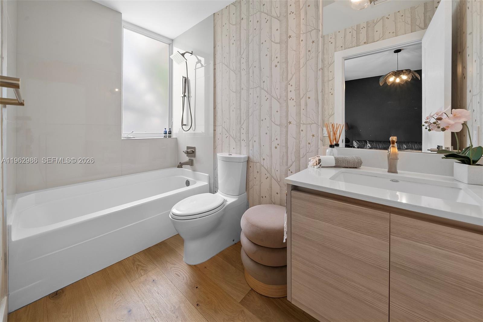 95 N Shore Dr Miami Beach, FL 33141