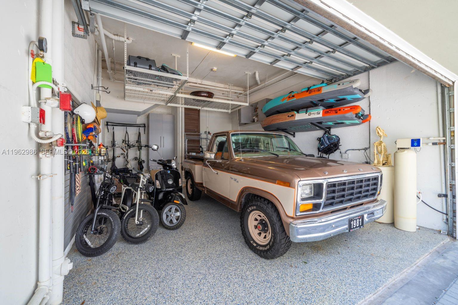 95 N Shore Dr Miami Beach, FL 33141