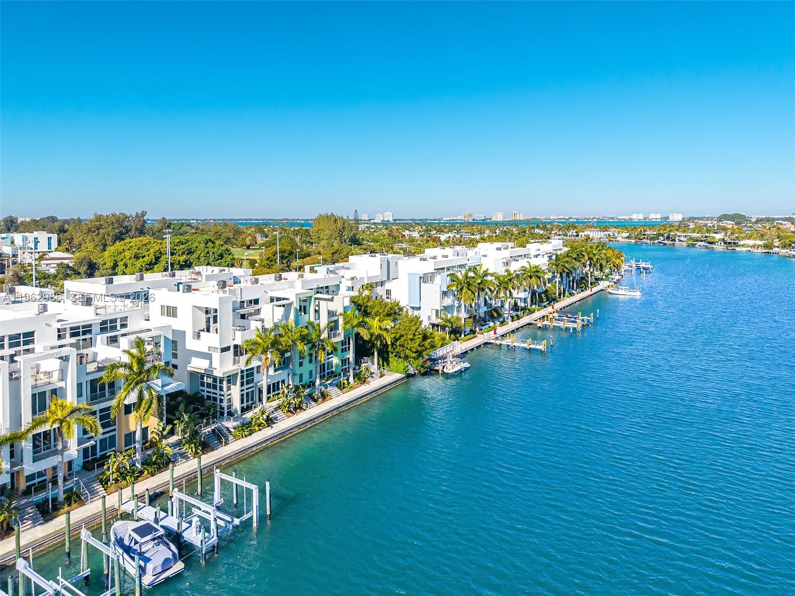 95 N Shore Dr Miami Beach, FL 33141