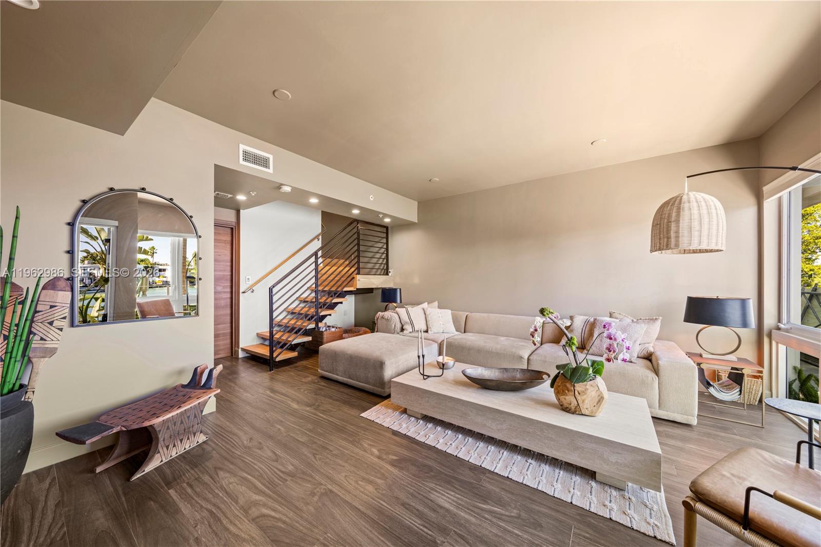 95 N Shore Dr Miami Beach, FL 33141