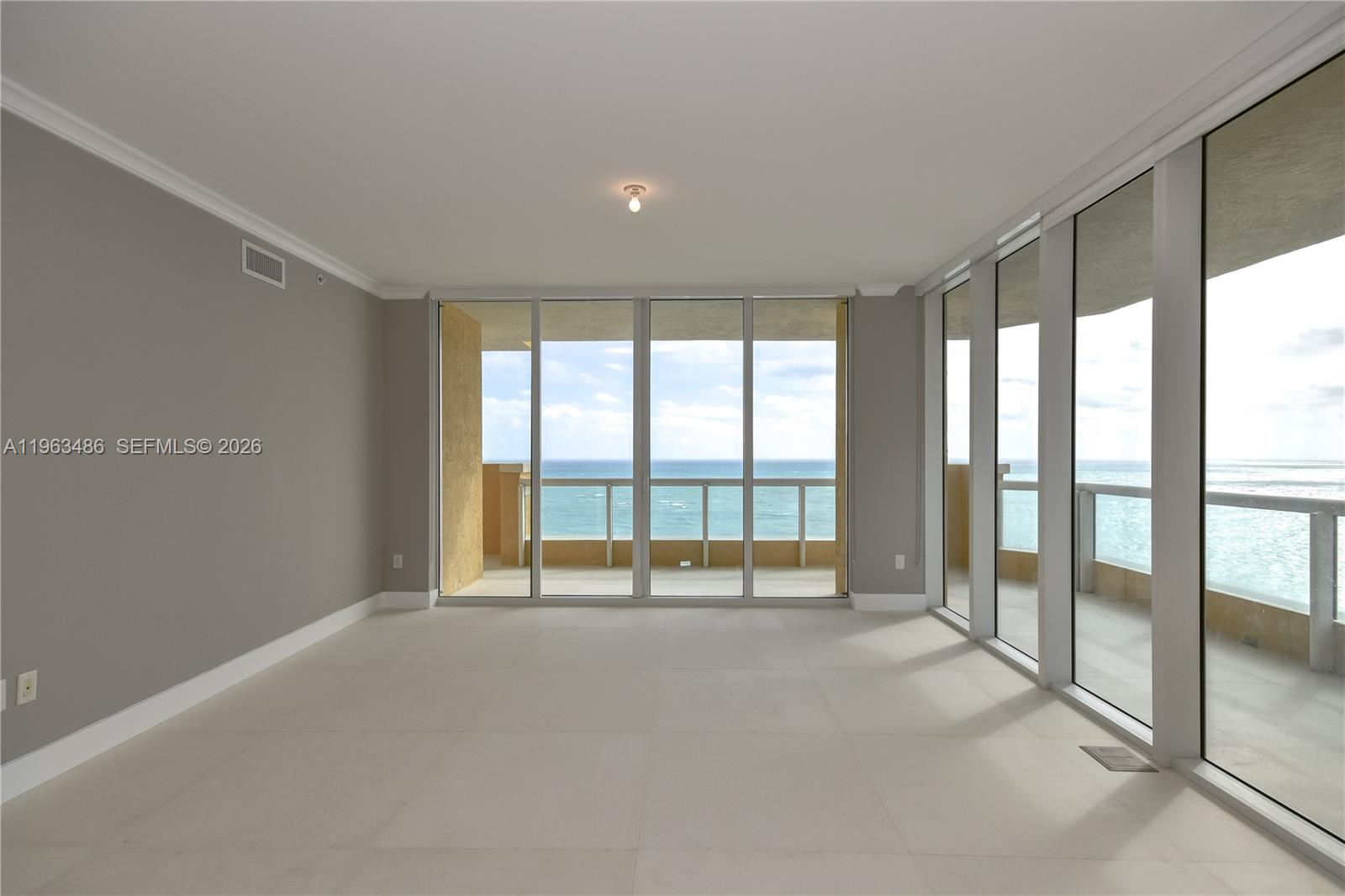 image Acqualina Residences1