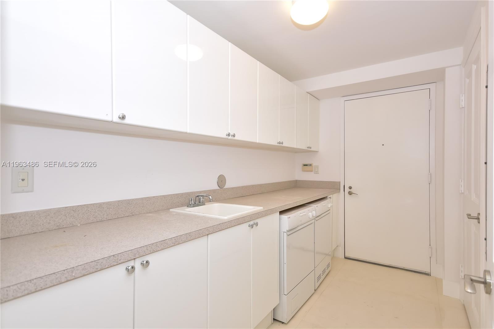 image Acqualina Residences20