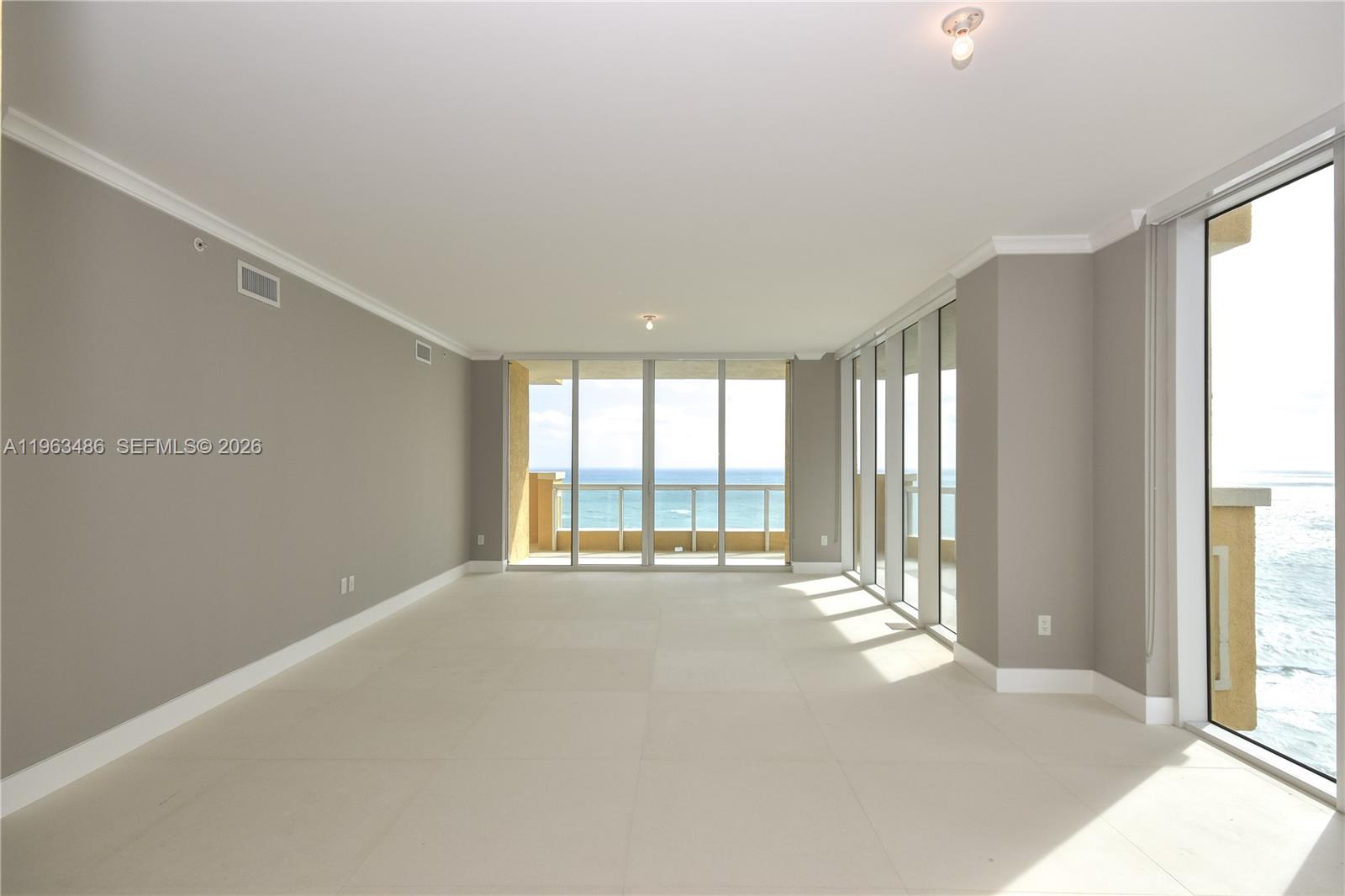 image Acqualina Residences2