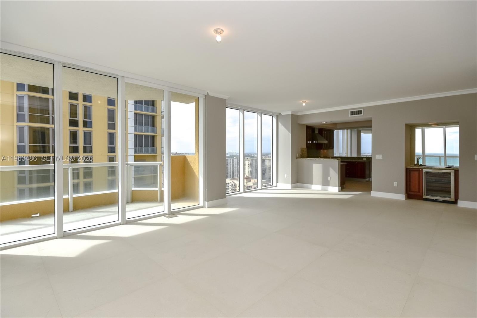 image Acqualina Residences4