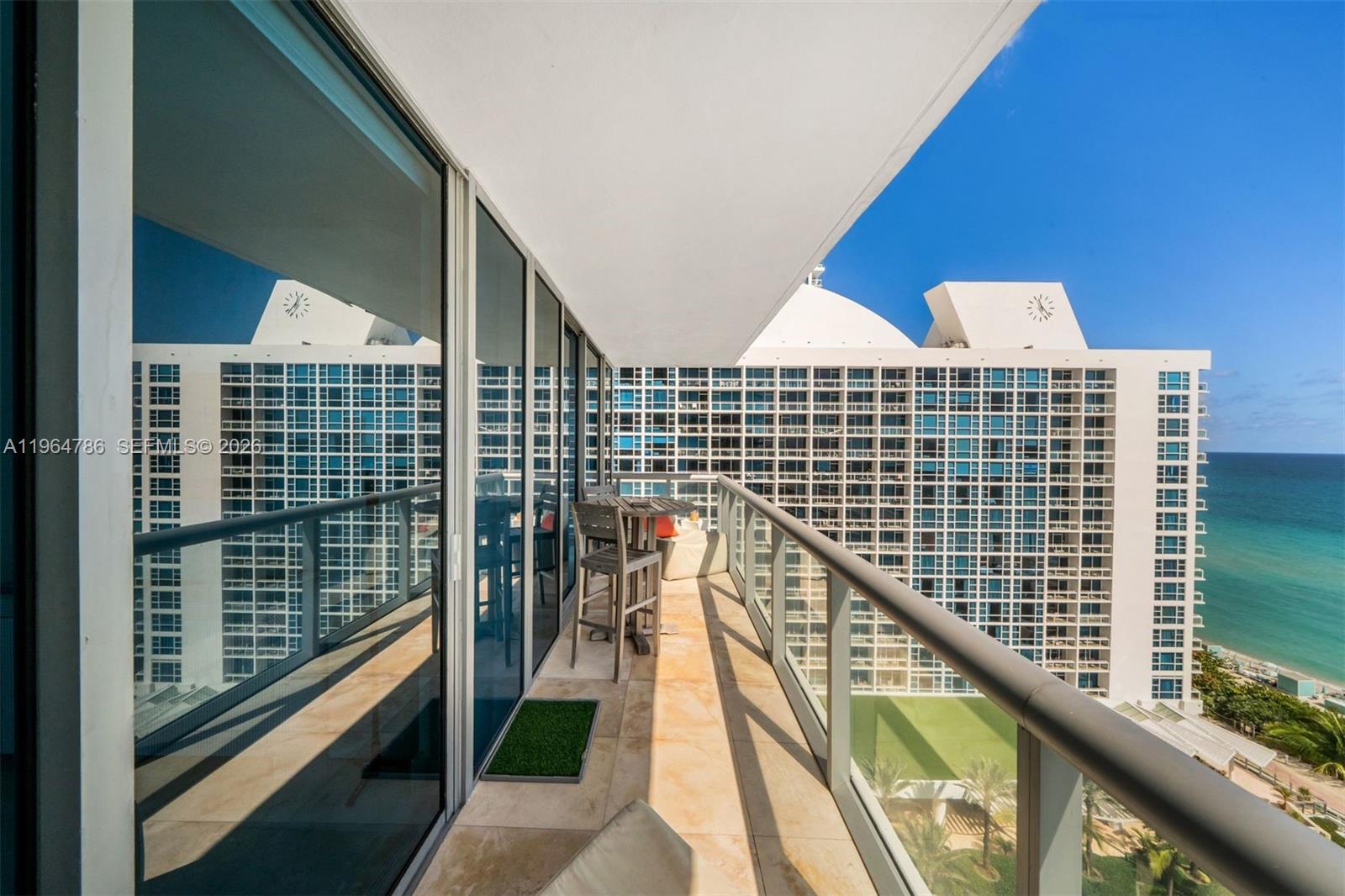 image The Carillon South Tower10