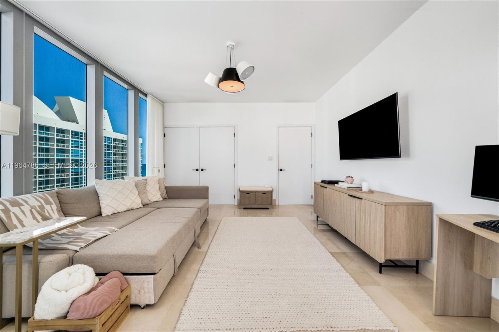 image The Carillon South Tower18