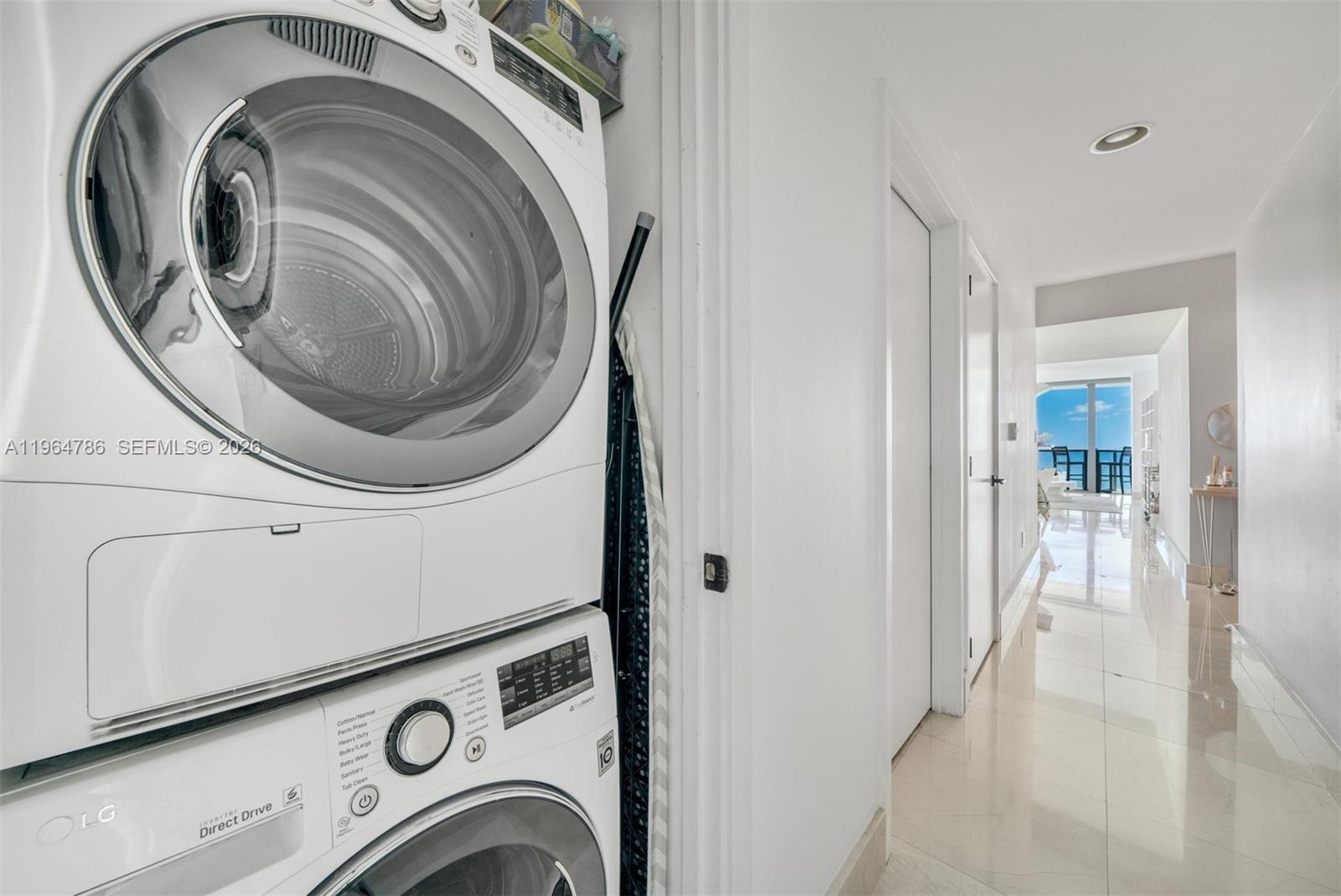 image The Carillon South Tower21