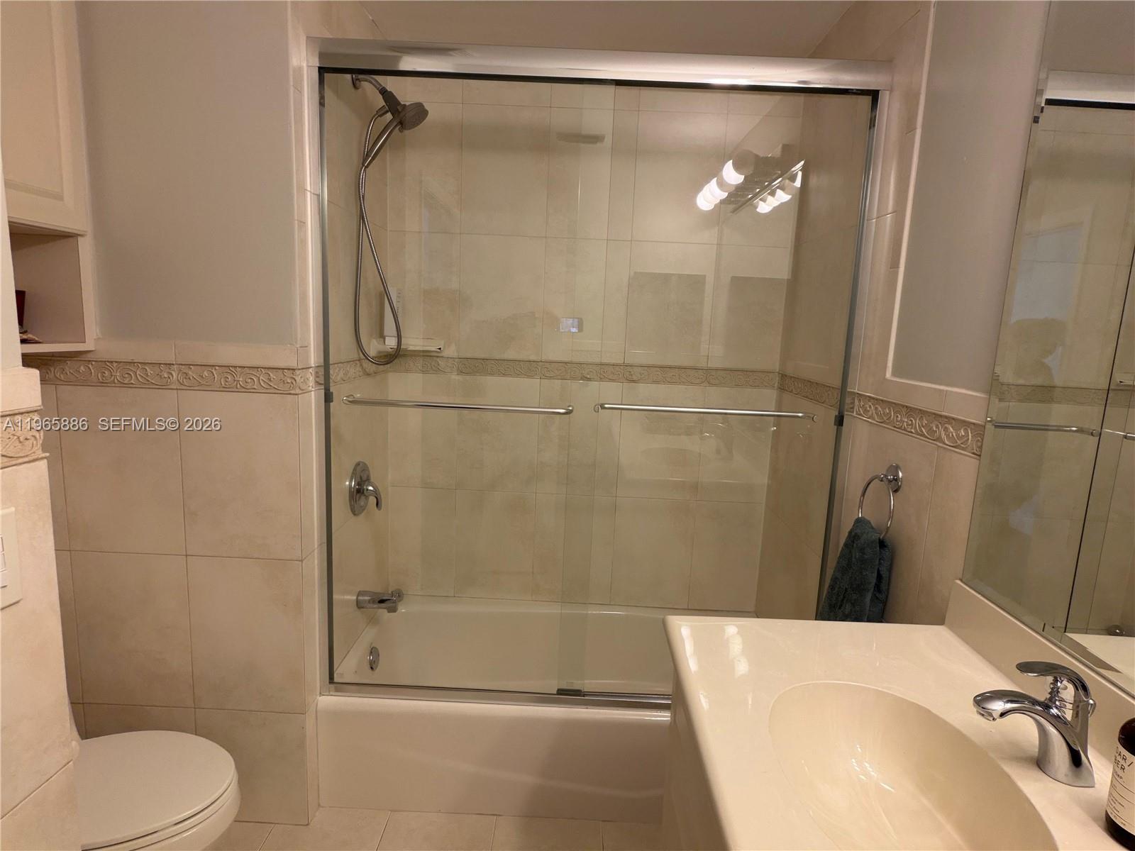 2925 E Aviary Dr Cooper City, FL 33026