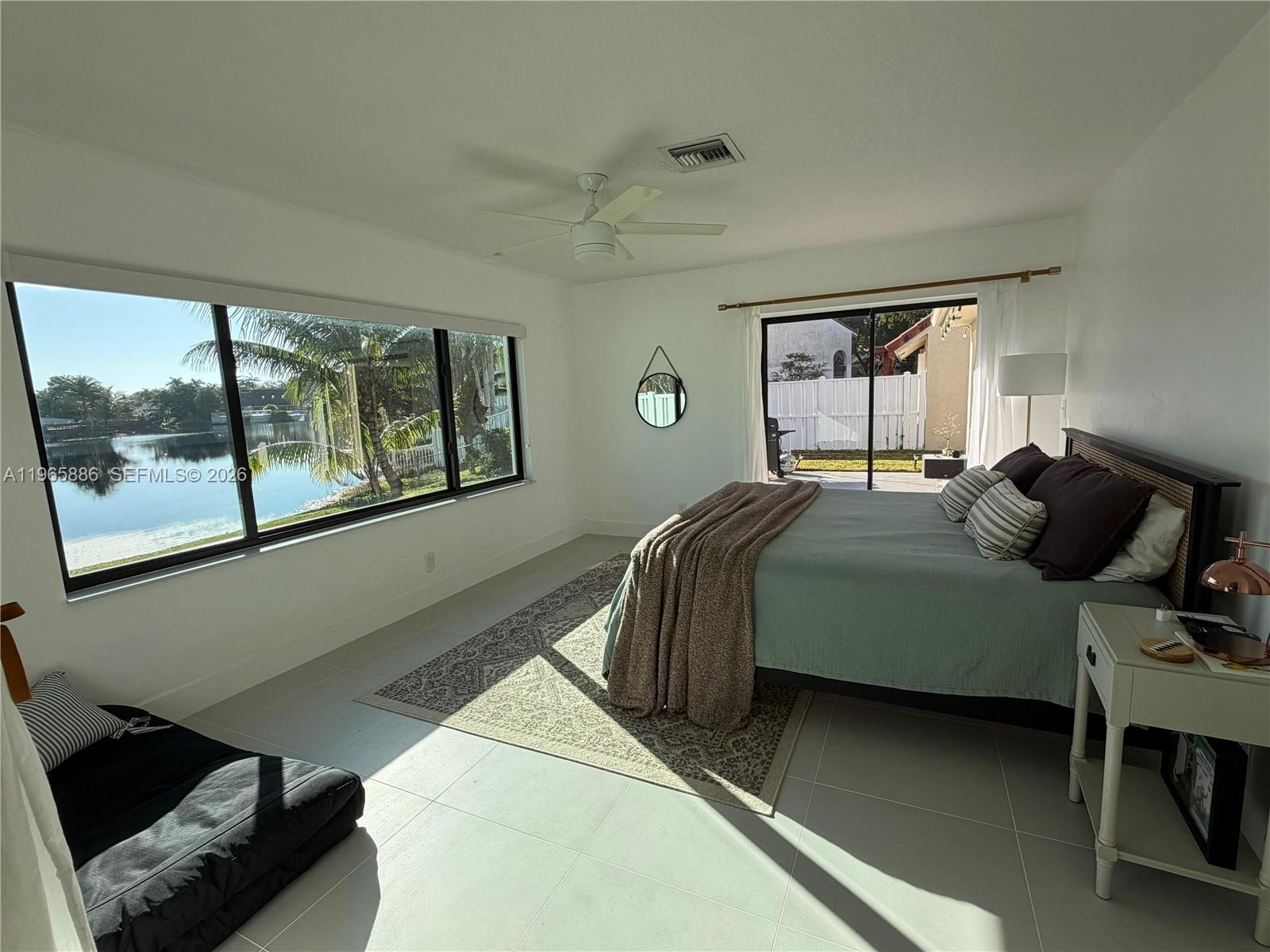 2925 E Aviary Dr Cooper City, FL 33026