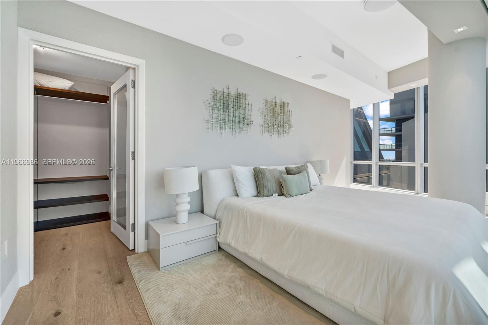 17121 Collins Ave #4803 Sunny Isles Beach, FL 33160