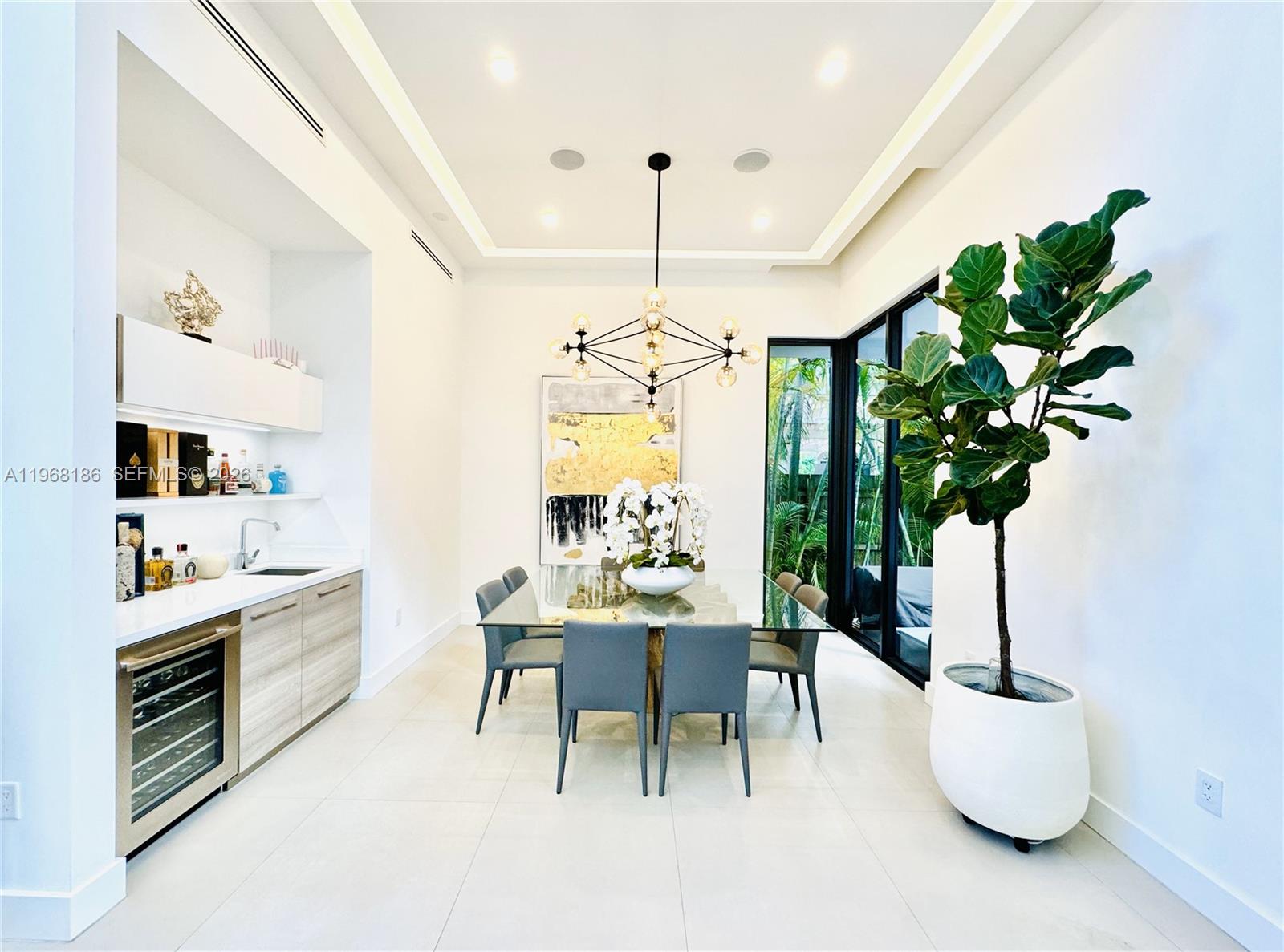 2550 Overbrook St Miami, FL 33133