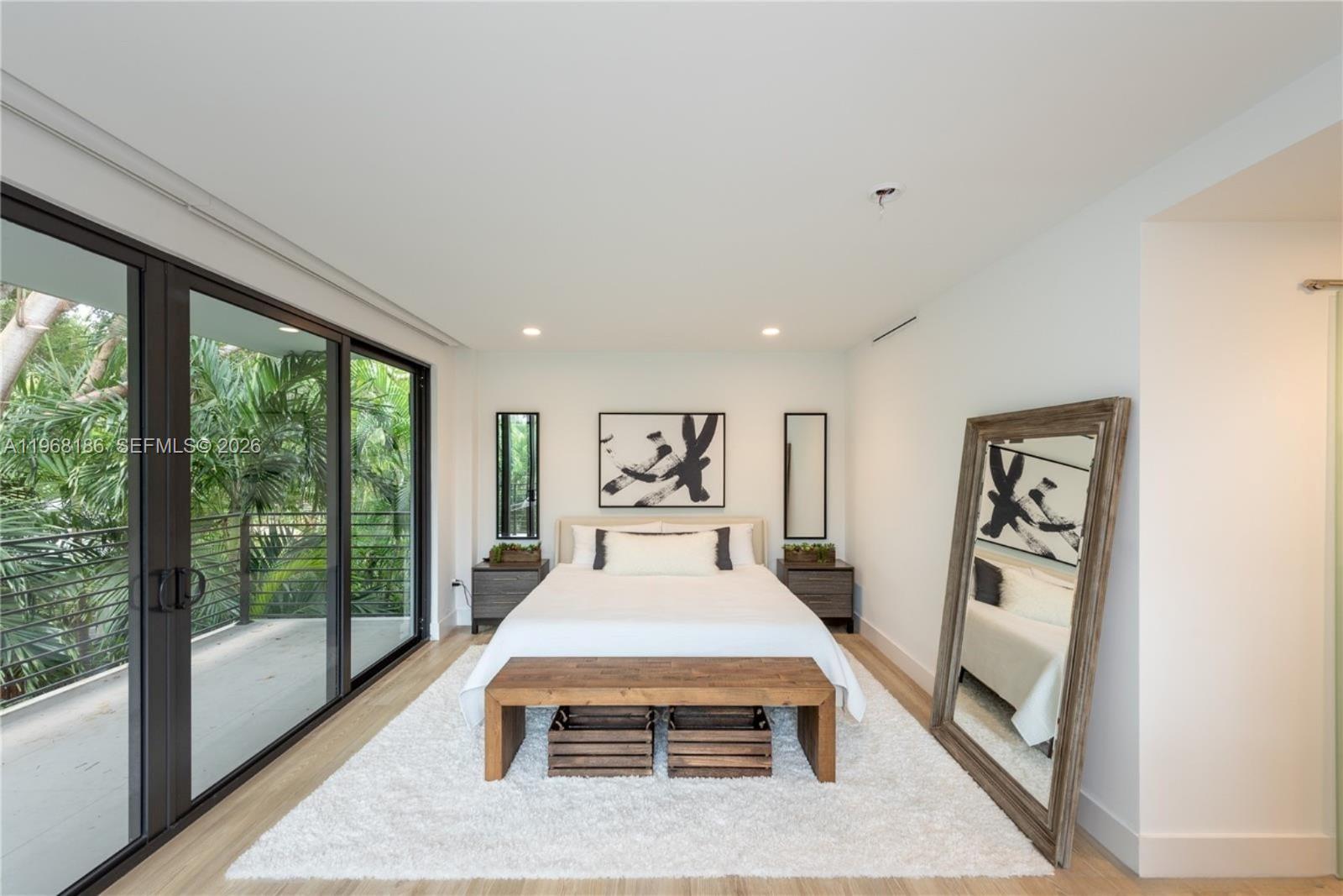 2550 Overbrook St Miami, FL 33133