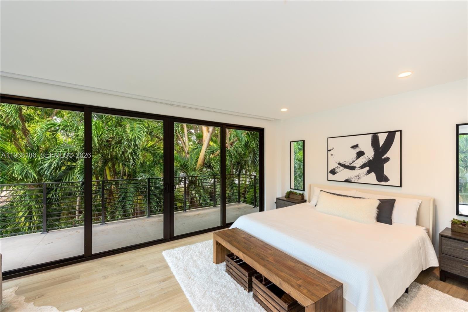 2550 Overbrook St Miami, FL 33133