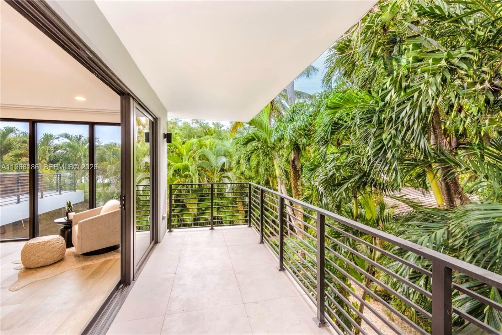 2550 Overbrook St Miami, FL 33133