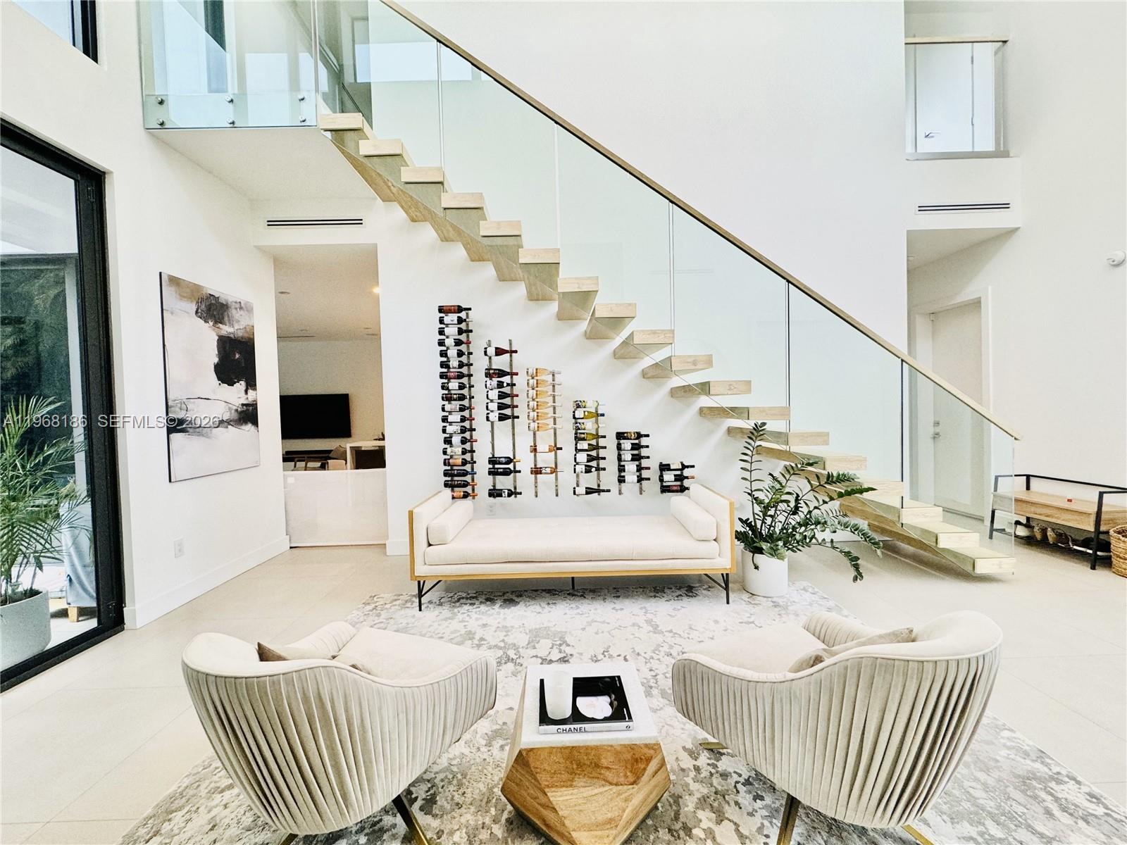 2550 Overbrook St Miami, FL 33133