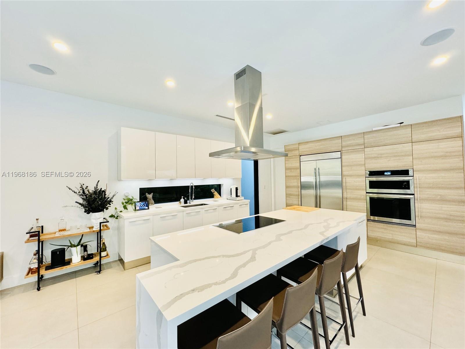 2550 Overbrook St Miami, FL 33133