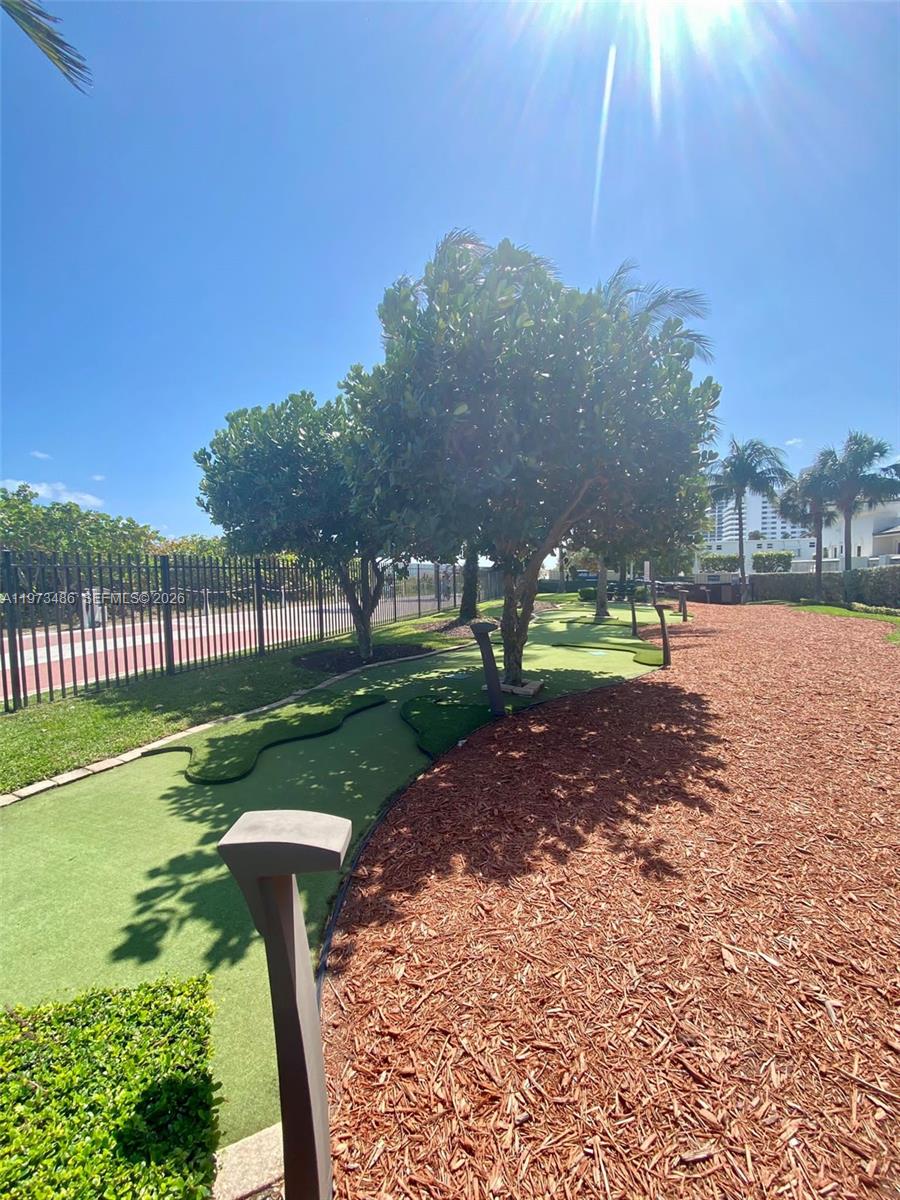 4775 Collins Ave #2407 Miami Beach, FL 33140