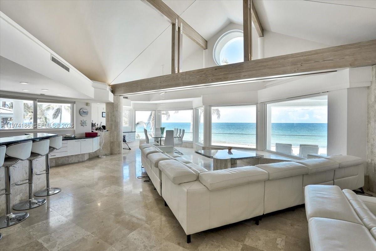 Undisclosed Address Fort Lauderdale, FL 33308