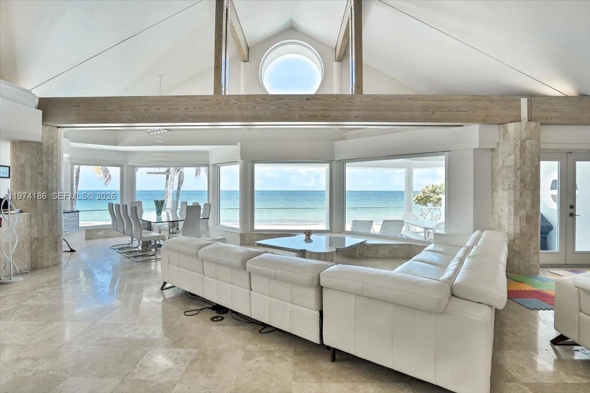 Undisclosed Address Fort Lauderdale, FL 33308