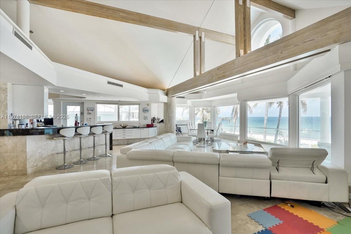 Undisclosed Address Fort Lauderdale, FL 33308