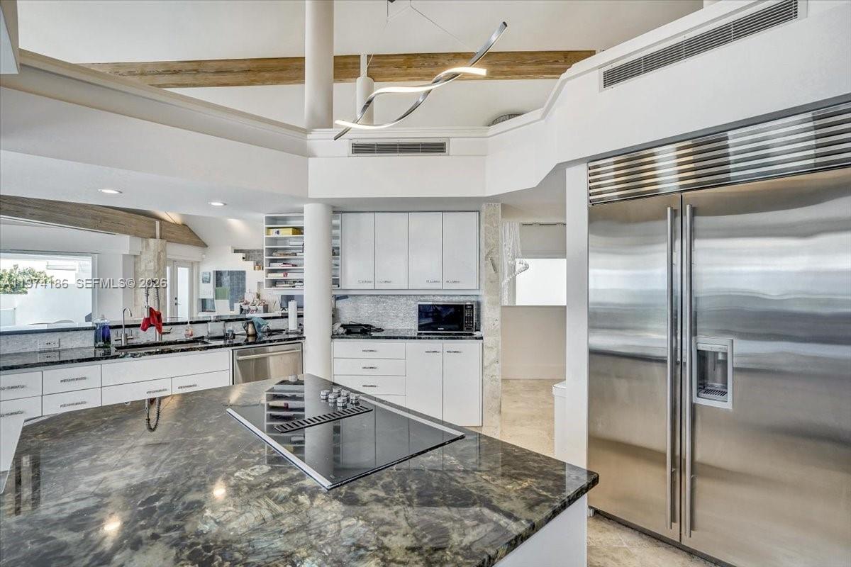 Undisclosed Address Fort Lauderdale, FL 33308