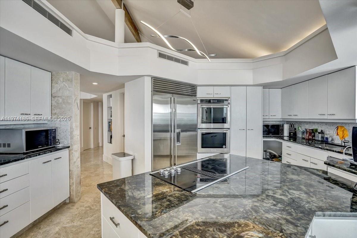 Undisclosed Address Fort Lauderdale, FL 33308