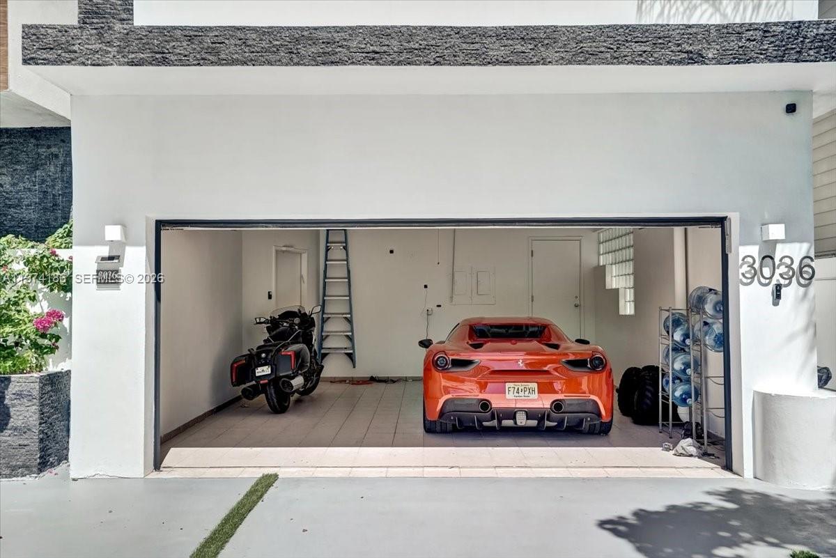 Undisclosed Address Fort Lauderdale, FL 33308