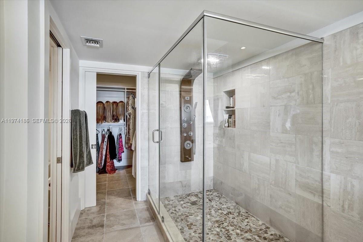 Undisclosed Address Fort Lauderdale, FL 33308