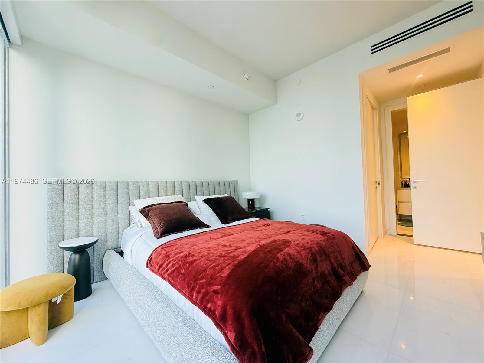 300 Biscayne Blvd Way #3908 Miami, FL 33131